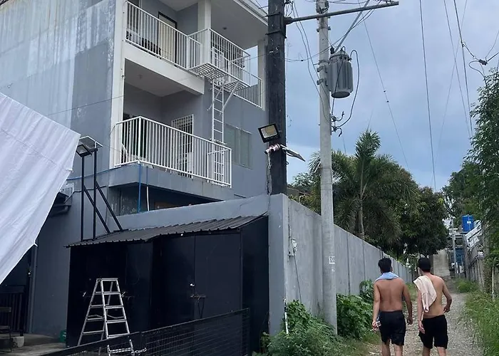 Surfers Point Deck An'Nex Hostel San Juan 