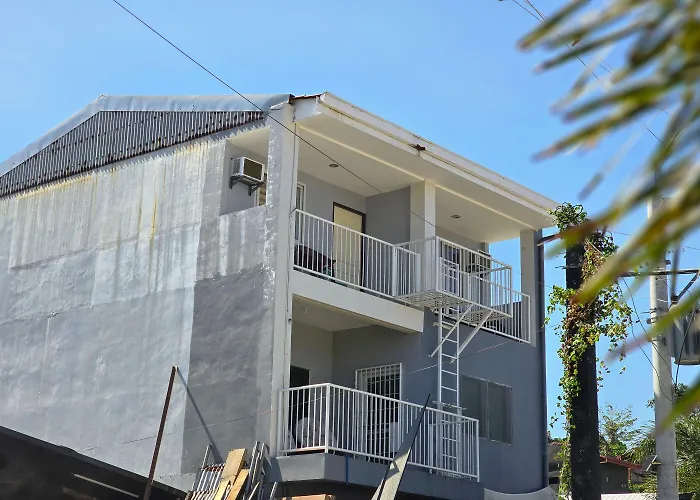 Surfers Point Deck An'Nex Hostel San Juan 